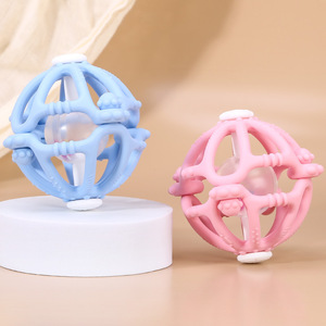 Pelota mordedor de silicona 3D para bebés de 0 a 24 meses, juguete multifuncional para la dentición con cuentas coloridas, material suave y seguro - Product Image 2