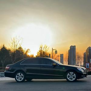 เบนซ์ E260L CGI 1.8T ปี 2012 มือสอง, รถเก๋งขับเคลื่อนล้อหลังสุดหรู, ตัวเลือกครบครัน, พวงมาลัยซ้าย, ไม่มีประวัติอุบัติเหตุ ขายดี ปี 2026 - Product Image 5