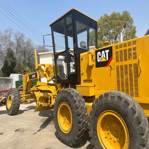 Niveleuse Caterpillar 140H avec lame avant et ripper arrière, équipement de construction d'occasion - Product Image 4