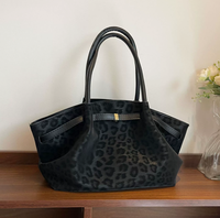 Sac à main en daim de luxe pour femme, sac fourre-tout, nouvelle conception française, motif léopard, en stock, Alibaba 2026