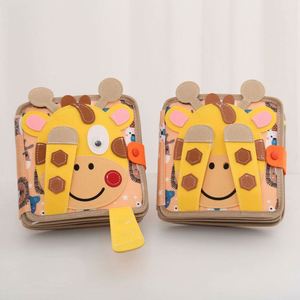 Juguetes Montessori 2024, Libro Sensorial de Tela Suave con Diseño de Ciervo para Bebés y Niños Pequeños, Tablero de Actividades para Desarrollar Habilidades Básicas - Product Image 1