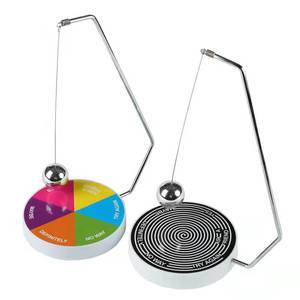 Pendolo Magnetico Colorato per Decisioni, Decorazione da Scrivania, Giocattolo Regalo in Vendita - Product Image 2