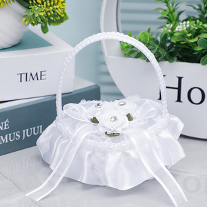 Miniature Ring Pillow Box Creative Wedding Prop Exquisite <b>Lace</b> & <b>White</b> Rhinestone-Adorned Handheld Ring Box - Product Image 3