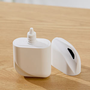 Emballage personnalisé <span class=keywords><strong>de</strong></span> luxe pour crème solaire et crème pour les mains en plastique compressible plat - Product Image 2