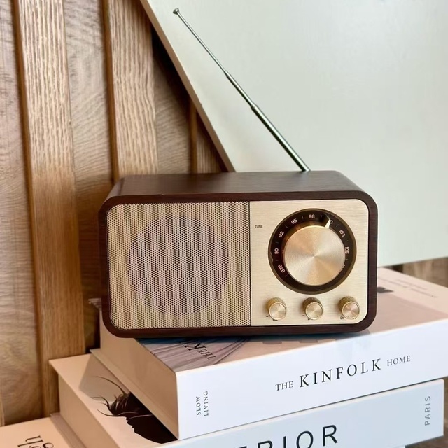 JY66 Wooden Retro for Speaker with Wood Grain and Antenna Card Slot USB Audio Hands-free Subwoofer Built-in Battery