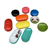 Vente en gros d'usine, boîte à médicaments transfrontalière de petite taille, 4 à 6 capsules, produits en plastique, style national, utilisation sur table, cadeaux