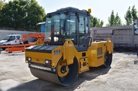 Rouleau compresseur vibrant XD83 de 105 kW de pointe pour l'entretien des autoroutes, les travaux de terrassement et les projets d'infrastructure