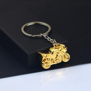 Llavero de metal 3D para motocicleta, llavero y colgante para bolso con diseño de motociclista esculpido y genial - Product Image 3