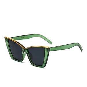<span class=keywords><strong>Occhiali</strong></span> da sole Cat Eye alla moda urbani alla moda con grande montatura UV400 <span class=keywords><strong>occhiali</strong></span> da <span class=keywords><strong>discoteca</strong></span> Hip Hop con lenti PC TAC - Product Image 4