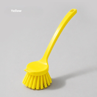 Cepillo de Limpieza Redondo Profesional ZAX con Código de Color e Incluye Raspador, Mango Largo, para Servicios de Alimentos