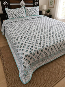 Juego de Edredón Acolchado con Estampado Floral Hecho a Mano en Jaipur, Estilo Moderno, con 2 Fundas de Almohada - Product Image 1