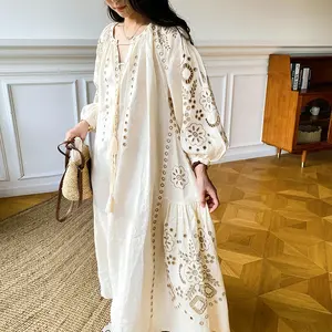 OEM Haute Qualité Col Ras du Cou 3/4 Manches Robe Boho Vacances Maxi Robe Ample Été Placement de Luxe Robe Brodée pour les Femmes