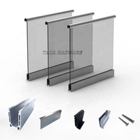 Système de garde-corps extérieur en verre en aluminium avec lumière LED Clôture moderne en verre sans cadre pour l'extérieur