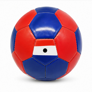 Ballon de football léger avec une forme qui se maintient bien pour l'entraînement et le jeu, fabrication en usine, football de haute qualité cousu à la machine - Product Image 3