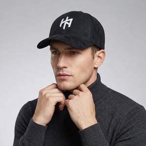 Gorra de Béisbol de Terciopelo de 6 Paneles, Color Negro, con Logotipo Personalizado Bordado en 3D de Alta Calidad, Fabricada por Yukaihe - Product Image 6