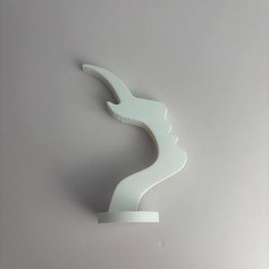 Supporto per Occhiali Stampato in 3D Regolabile a Forma di Viso con Contorni Eleganti - Product Image 5