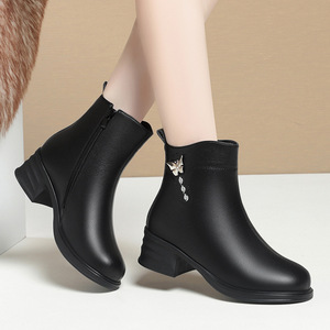 Xuanhui Fashion <strong>Burgundy</strong> Leather 4cm Low Block Heel Butterfly Ornament Fur Lined Side Zipper Ankle <strong>Boots</strong> for <strong>Women</strong> - Product Image 2