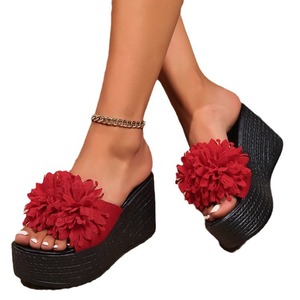 Summer Women's Fashion Wedge Slippers With Thick Bottom Platform Plus Size Popular Flowers for Wearing Online - Product Image 5