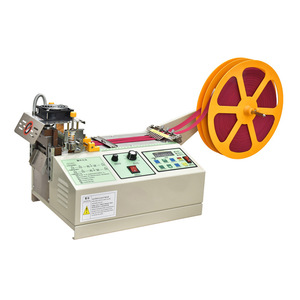 Máquina de corte de cintas por calor totalmente automática para correas y telas no tejidas - Product Image 4