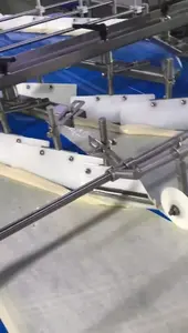 Industriële Automatische Paratha Maken Machine Paratha Deegbal Pers-En Filmmachine