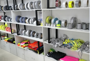 Cuộn Băng HTV Phản Quang Truyền Nhiệt Phản Quang Phân Đoạn Bán Sỉ Chất Lượng Cao Cho Quần Áo - Product Image 6