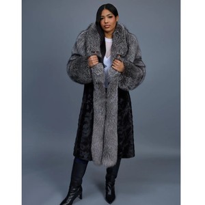 Trench RXFurs OEM ODM Lungo e Caldo in Vera Pelliccia di <span class=keywords><strong>Visone</strong></span> <span class=keywords><strong>con</strong></span> Collo a Scialle Bordato in Pelliccia di Volpe, Cappotto di Lusso in Vera Pelliccia - Product Image 4