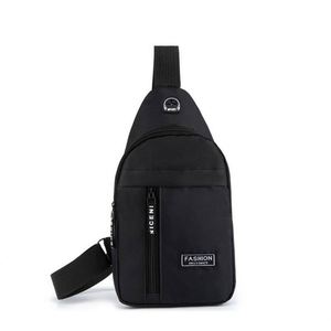 Sac bandoulière en nylon pour homme, design tendance, antivol, sac de poitrine à fermeture éclair, étanche, idéal pour les voyages - Product Image 5