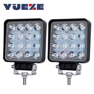 Faro da Lavoro <span class=keywords><strong>LED</strong></span> Quadrato 4 Pollici 48W, 16 <span class=keywords><strong>LED</strong></span>, Luce Ausiliaria <span class=keywords><strong>per</strong></span> <span class=keywords><strong>Auto</strong></span>, Faro Antinebbia 6000K, Faretto <span class=keywords><strong>LED</strong></span> <span class=keywords><strong>per</strong></span> <span class=keywords><strong>Auto</strong></span> Fuoristrada UTV SUV Camion Barca - Product Image 1