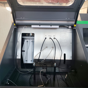 Banc d'essai multifonctionnel CRS5000S pour injecteurs diesel Common Rail avec débitmètre et cylindre de mesure - Product Image 6