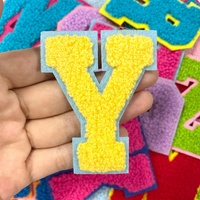 Patchs Alphabet Brodés en Chenille Colorée A-Z Style Universitaire, Écussons Thermocollants pour Veste Personnalisée