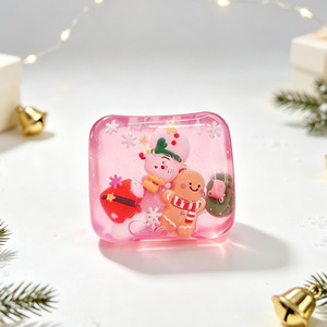 Giocattolo Squishy a Forma di Cubetto di Ghiaccio Natalizio, Giocattolo Antistress Trasparente in Maltosio con Omino di Pan di Zenzero, Pupazzo di Neve e Babbo Natale, Regalo di Natale per Bambini - Product Image 4