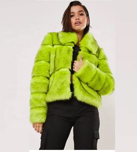 Cappotto Invernale da <span class=keywords><strong>Donna</strong></span> in Lana, Nuovo Stile di Fabbrica, <span class=keywords><strong>Giacca</strong></span> Bomber Corta <span class=keywords><strong>Nera</strong></span> in Ecopelliccia con Motivo a Quadri, Capispalla Effetto Procione - Product Image 3