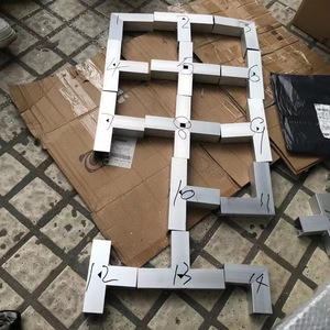 Soportes de Acero Inoxidable para Puertas Plegables de Hotel, Resistentes, Capacidad de Carga de 100 kg, Tamaño Personalizable - Product Image 1
