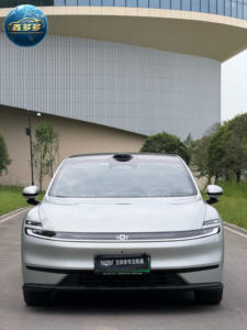 Auto Elettrica EV con Autonomia di 610KM, Batteria 100-150kW, 5 Posti, Velocità 160Km/h, Categoria Veicoli a Nuova Energia - Product Image 1