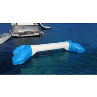 Jeu Aquatique Gonflable - Activité de Fête au Bord de la Piscine ou du Lac pour Enfants et Adultes, Combat Aquatique à Deux Personnes avec Marteau et Barre d'Équilibre