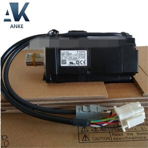 Servomotor Yaskawa 200W a la vez - Product Image 1