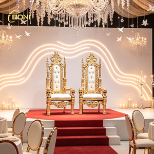 Chaises Trônes Roi et Reine Faits Main Blancs Thème Lion, Mobilier d'Événement de Luxe Moderne et Tendance Automne 2026 pour Mariages, Villas, Banquets, Parcs - Product Image 1