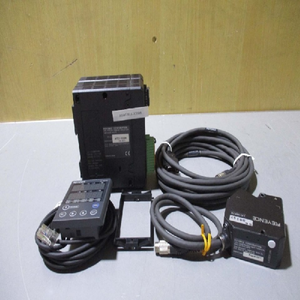 ตัวควบคุมเลเซอร์ Lk-g5001 พร้อม Lk-hd500 Lk-h057k Cb-a5 ผ่านการทดสอบแล้ว ระบบ PLC แบบตั้งโปรแกรมได้อัตโนมัติ - Product Image 1