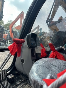 เครื่องจักรก่อสร้างราคาถูกมือสองจากญี่ปุ่นแท้ รถขุดขนาดเล็ก Kobelco 75 7 ตัน รุ่น SK75 เครื่องยนต์ PLC มอเตอร์ เกียร์ ปั๊ม ปี 2021 - Product Image 5