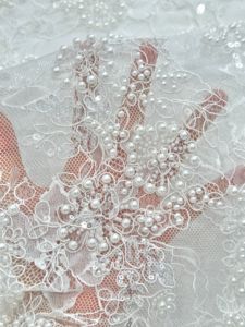 Luxe blanc mariée 3m cils dentelle broderie Tulle dentelle <span class=keywords><strong>tissu</strong></span> élégant mariage français Chantilly maille dentelle <span class=keywords><strong>tissu</strong></span> <span class=keywords><strong>robe</strong></span> femmes - Product Image 6