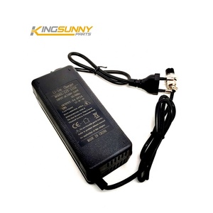 Chargeur GX16 54.6V 2A pour trottinettes électriques <span class=keywords><strong>ZERO</strong></span> <span class=keywords><strong>8</strong></span>, <span class=keywords><strong>ZERO</strong></span> 9, VSETT <span class=keywords><strong>8</strong></span>, VSETT <span class=keywords><strong>8</strong></span>+/ VSETT 9 - Pièce de rechange et alimentation - Product Image 1