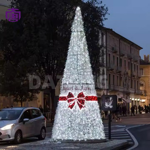 Árbol de Navidad RGB con Luces LED de Colores Cambiantes, Iluminación Programable para Exhibición Comercial en Exteriores - Product Image 3