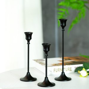 <span class=keywords><strong>Bougeoir</strong></span> en métal <span class=keywords><strong>noir</strong></span> mat pour la décoration de table de mariage - Product Image 1