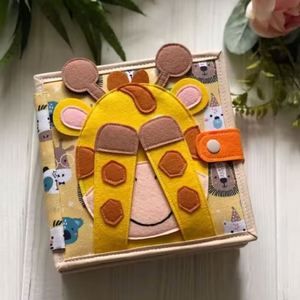 Juguetes Montessori 2024, Libro Sensorial de Tela Suave con Diseño de Ciervo para Bebés y Niños Pequeños, Tablero de Actividades para Desarrollar Habilidades Básicas - Product Image 3