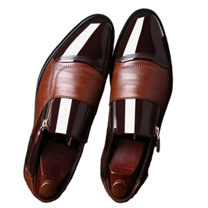 Chaussures Oxford en cuir formelles pour hommes XuanWu, à bout pointu, à enfiler, légères, respirantes, avec semelle intermédiaire en caoutchouc, pantoufles décontractées d'automne - Product Image 1