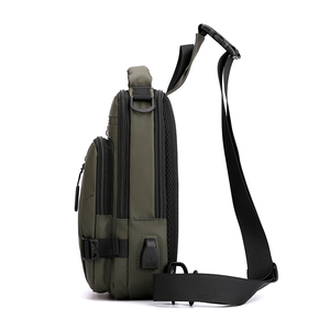 Nova Bolsa Transversal à Prova d'Água com Porta USB, Resistente ao Uso e Antifurto - Product Image 3