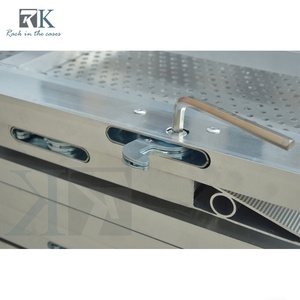 เครื่องกีดขวางอัตโนมัติพับได้สำหรับกิจกรรมกลางแจ้งควบคุมฝูงชน - Product Image 4