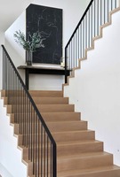 Rampe d'escalier en fer forgé intérieure et extérieure, balustrade métallique sur mesure avec design classique