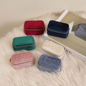 Caja de Almacenamiento de Joyas de Terciopelo Mini Personalizada, Hecha a Mano, con Cierre de Hebilla y Logotipo Personalizado, Estuche de Regalo Ideal para Viajes, para Anillos y Pendientes - Product Image 4