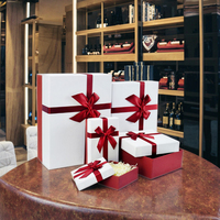 Boîte cadeau rigide de luxe personnalisée Borun Factory avec couvercle, pour bijoux et colliers, en matériaux recyclés, avec revêtement UV, lamination mate et gaufrage